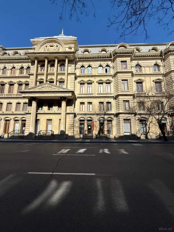 Kirayə verilir obyekt 100 m²