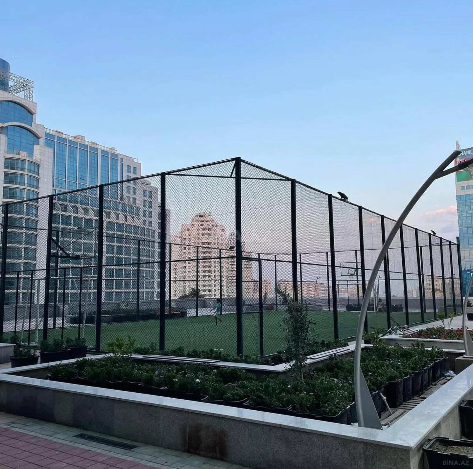 Satılır 2 otaqlı mənzil 66 m²