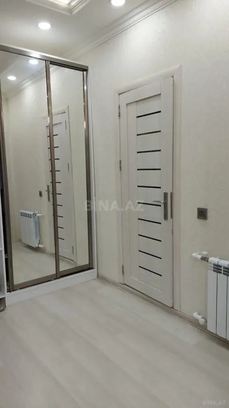 Satılır 2 otaqlı mənzil 66 m²