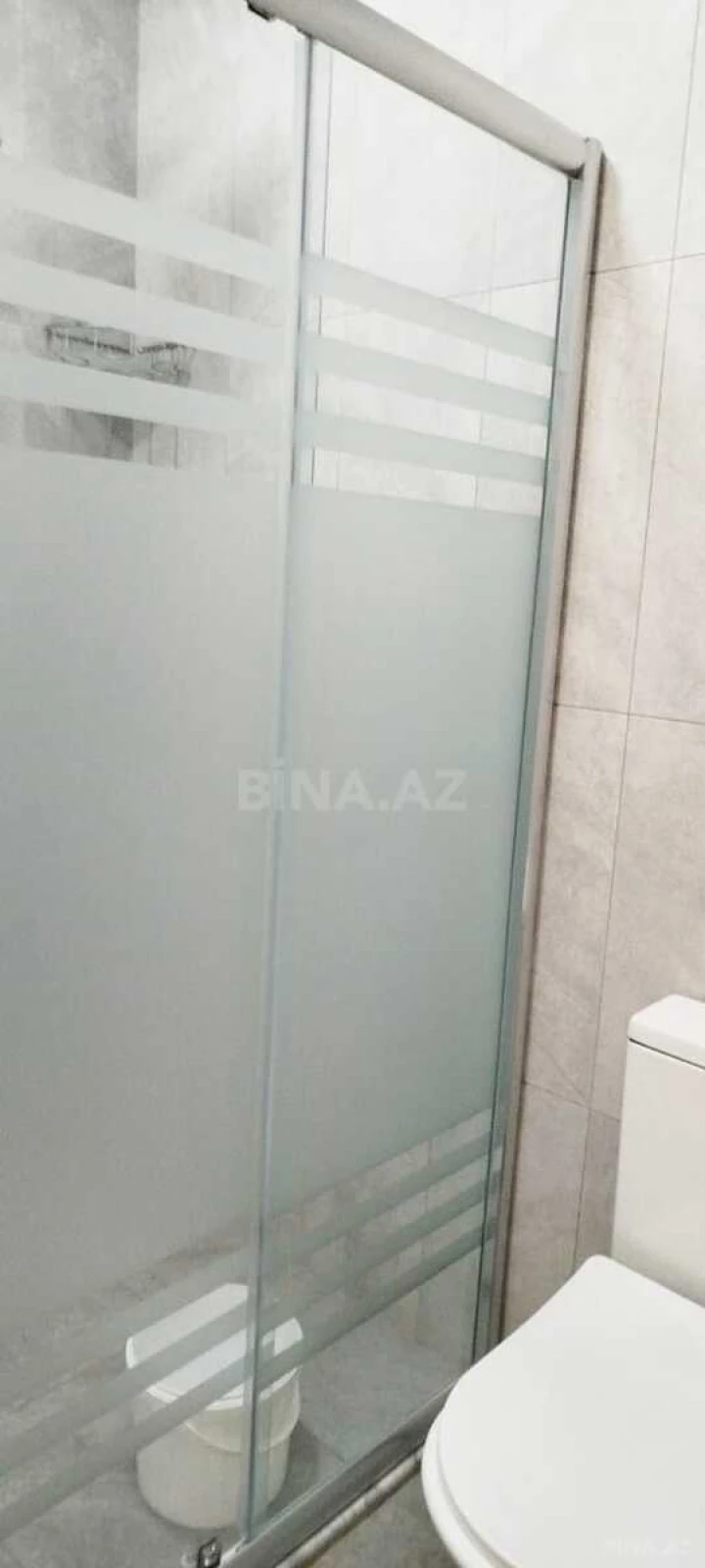 Kirayə verilir 2 otaqlı mənzil 104 m²