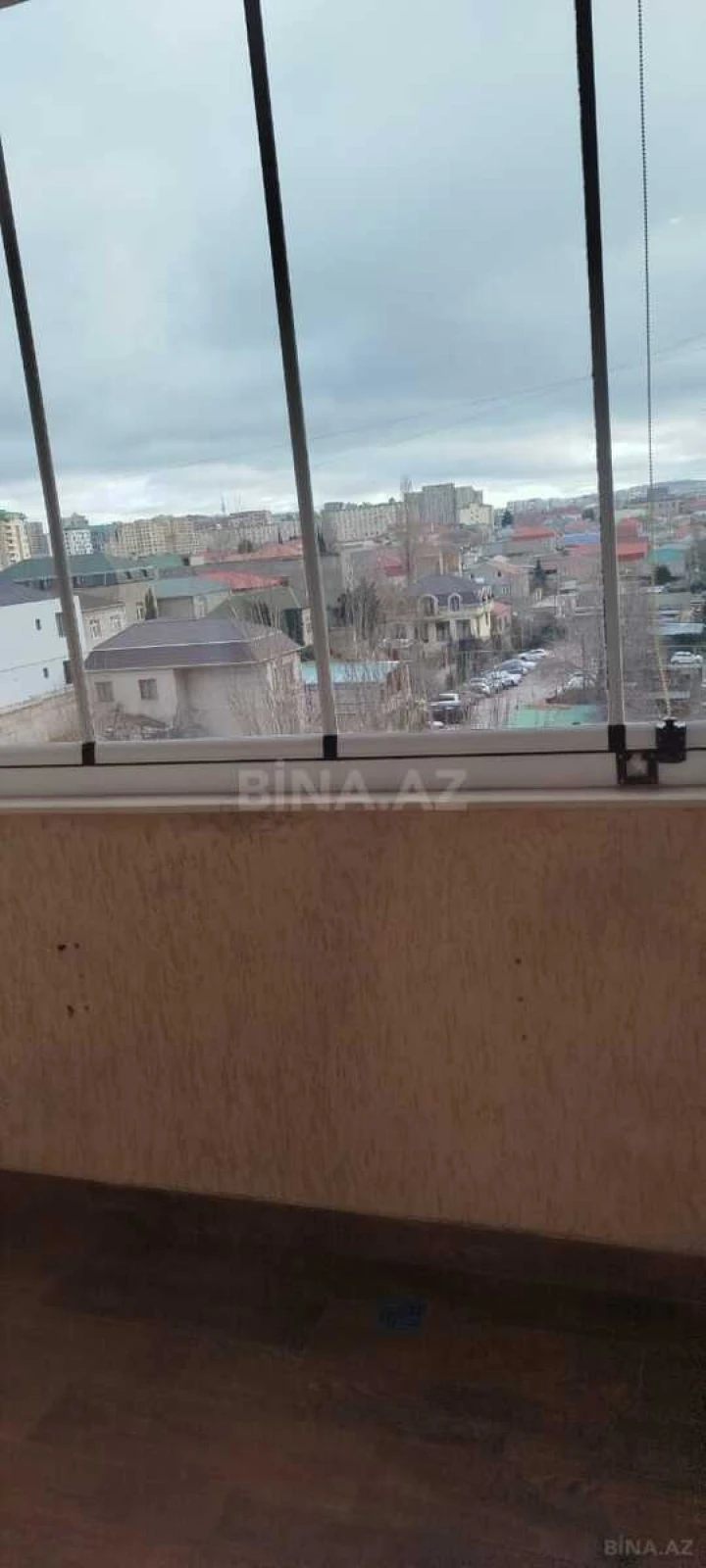 Kirayə verilir 2 otaqlı mənzil 104 m²