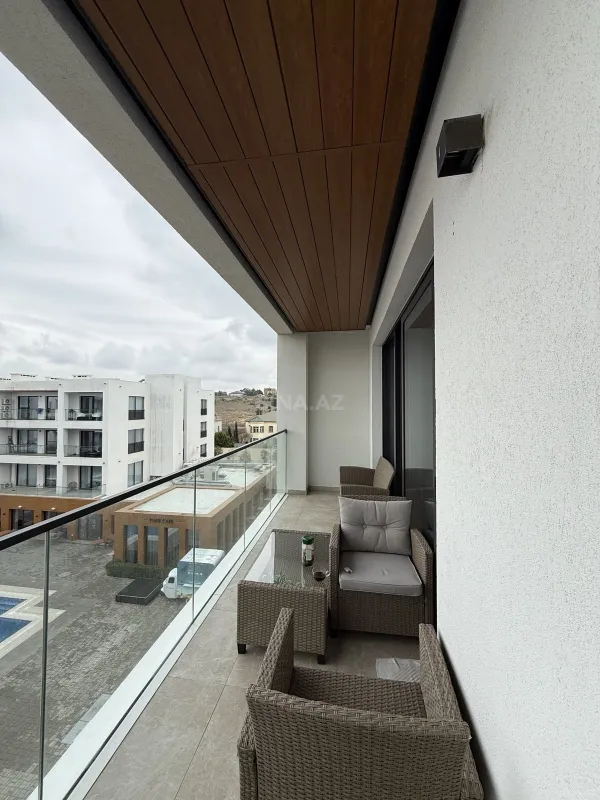 Satılır 3 otaqlı mənzil 98 m²