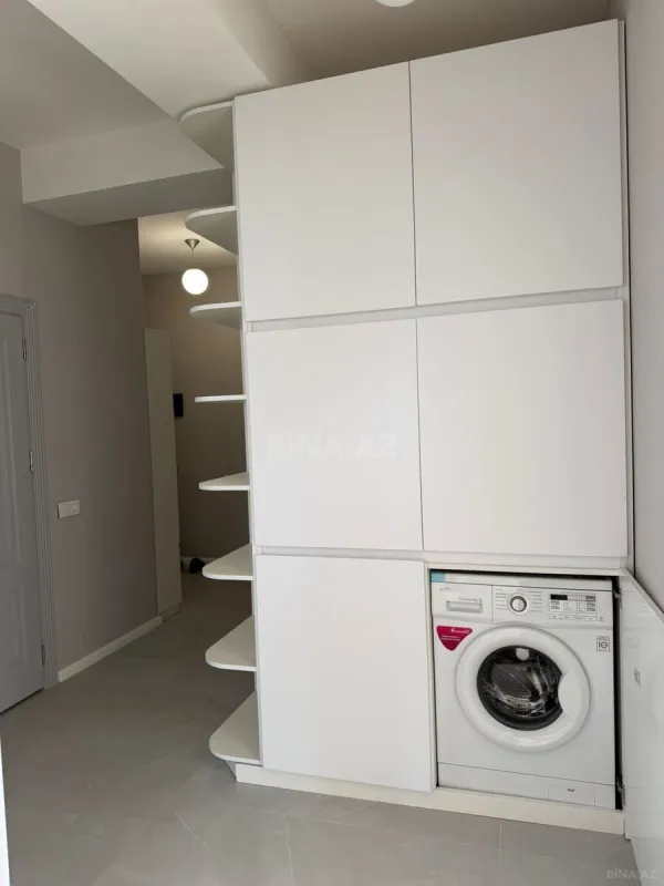 Satılır 2 otaqlı mənzil 85 m²