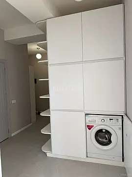 Satılır 2 otaqlı mənzil 85 m²
