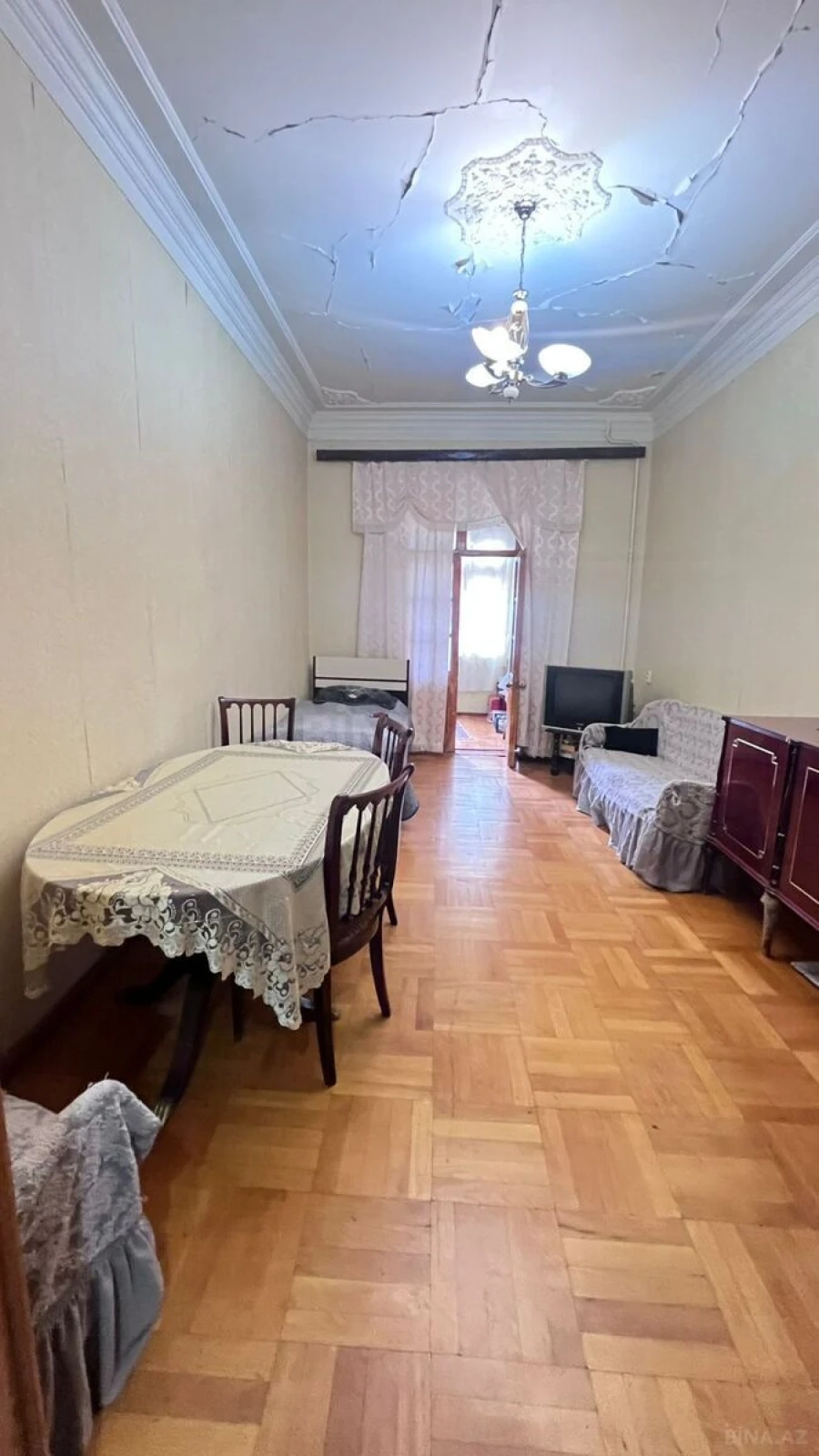 Satılır 2 otaqlı mənzil 62 m²