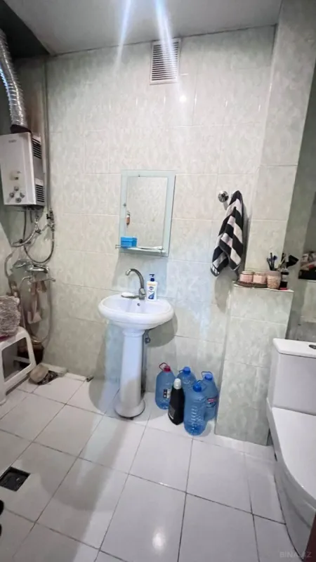 Satılır 2 otaqlı mənzil 62 m²
