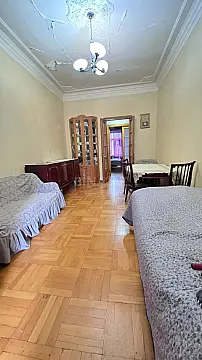 Satılır 2 otaqlı mənzil 62 m² — Bakı, Memar Əcəmi yanı 2 otaq 62.00 m²