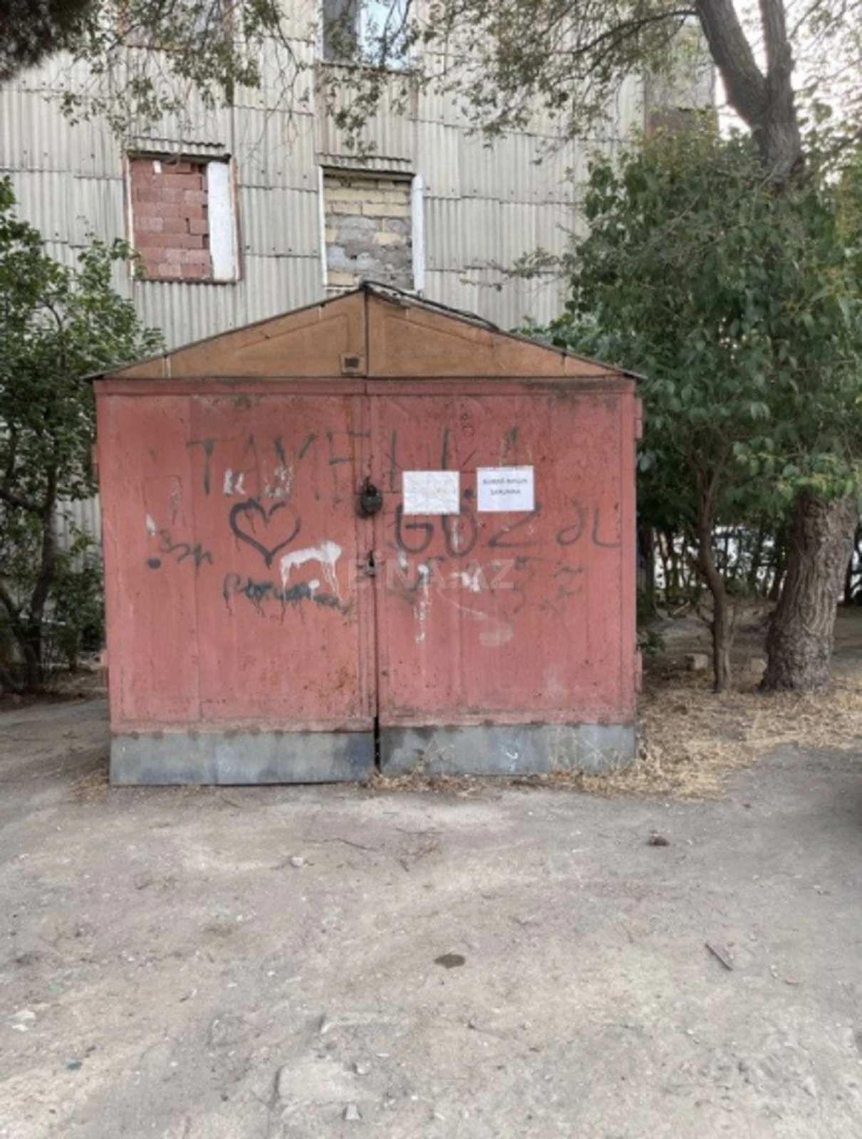 Kirayə verilir qaraj 10 m²