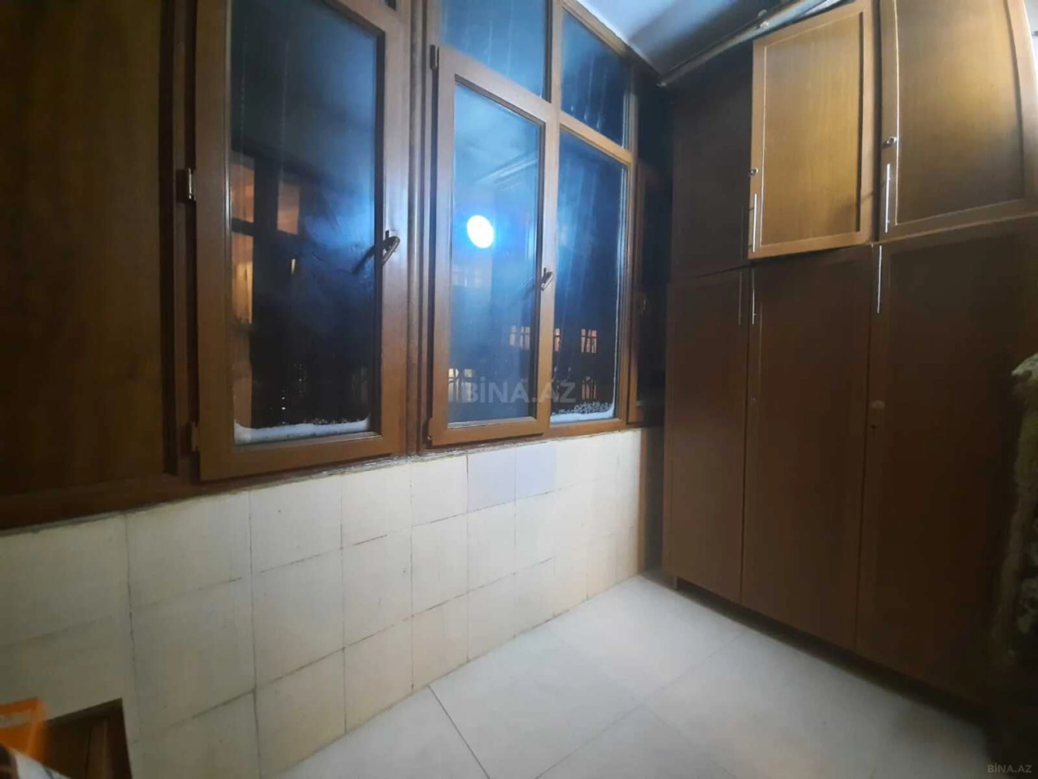 Satılır 2 otaqlı mənzil 62 m²