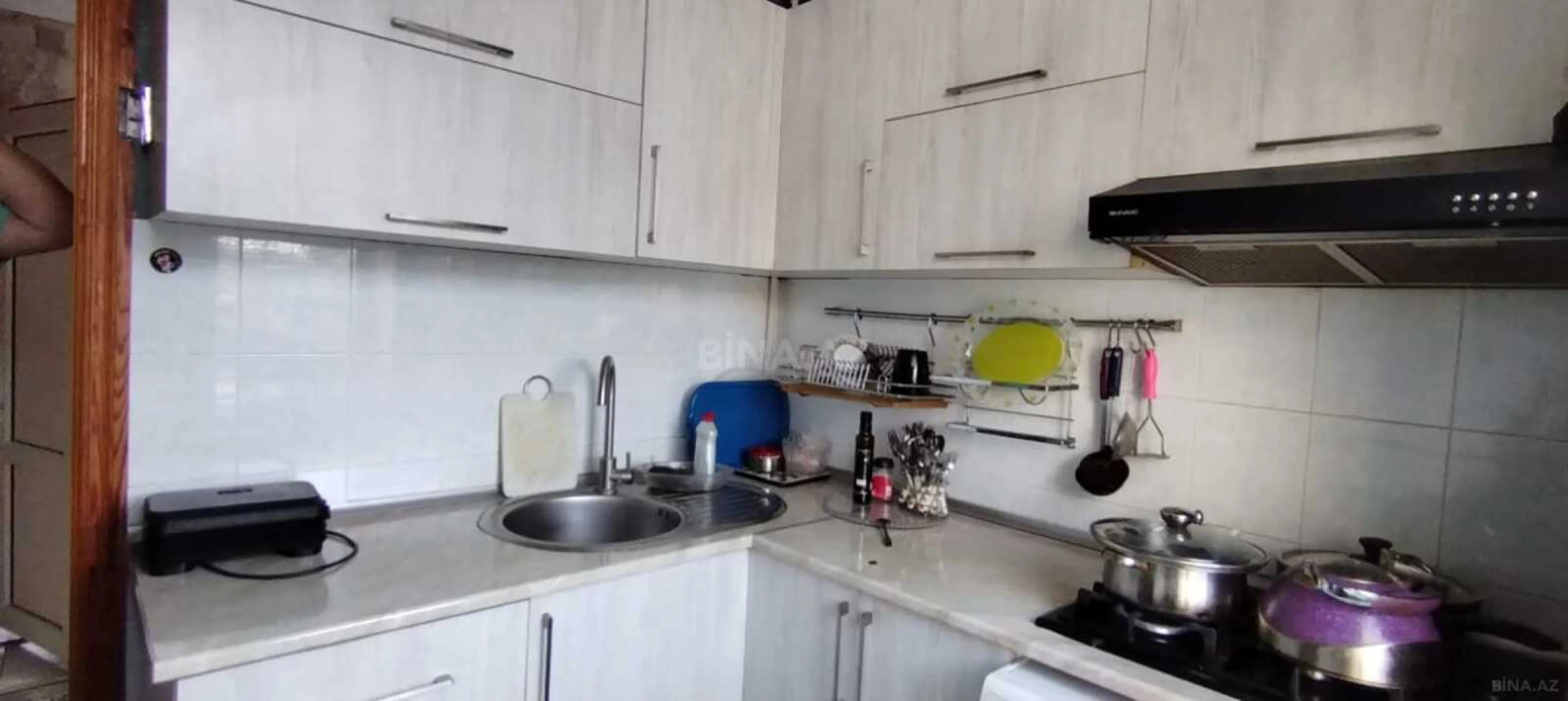 Satılır 3 otaqlı mənzil 76 m²