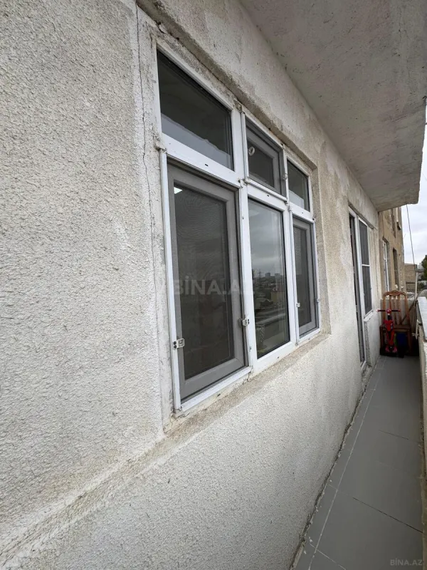 Satılır 5 otaqlı mənzil 110 m²