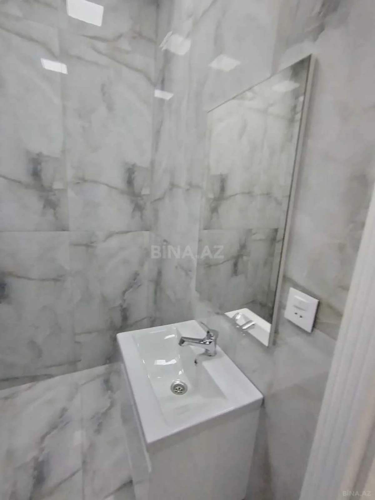 Kirayə verilir 2 otaqlı mənzil 53 m²