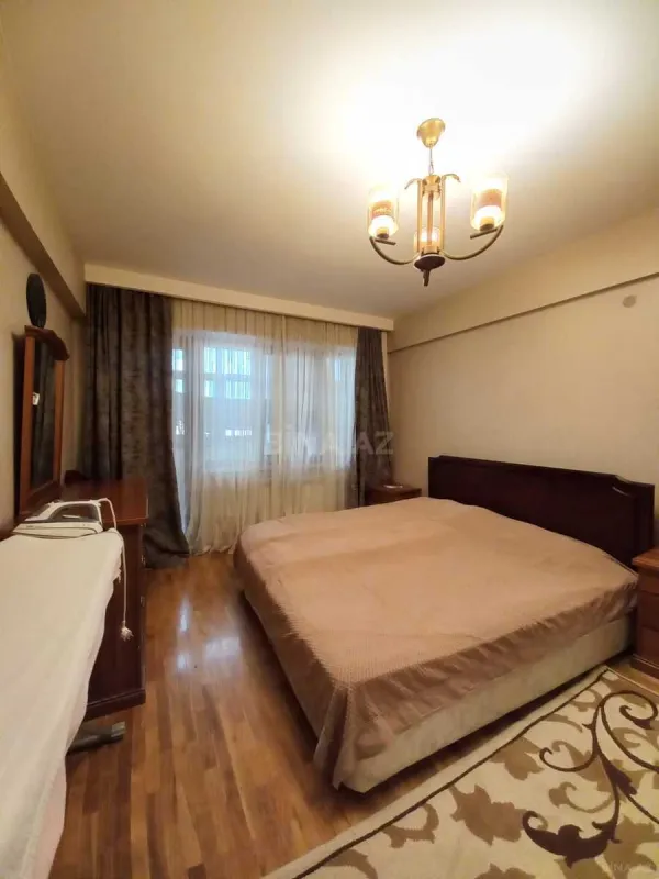 Satılır 3 otaqlı mənzil 80 m²