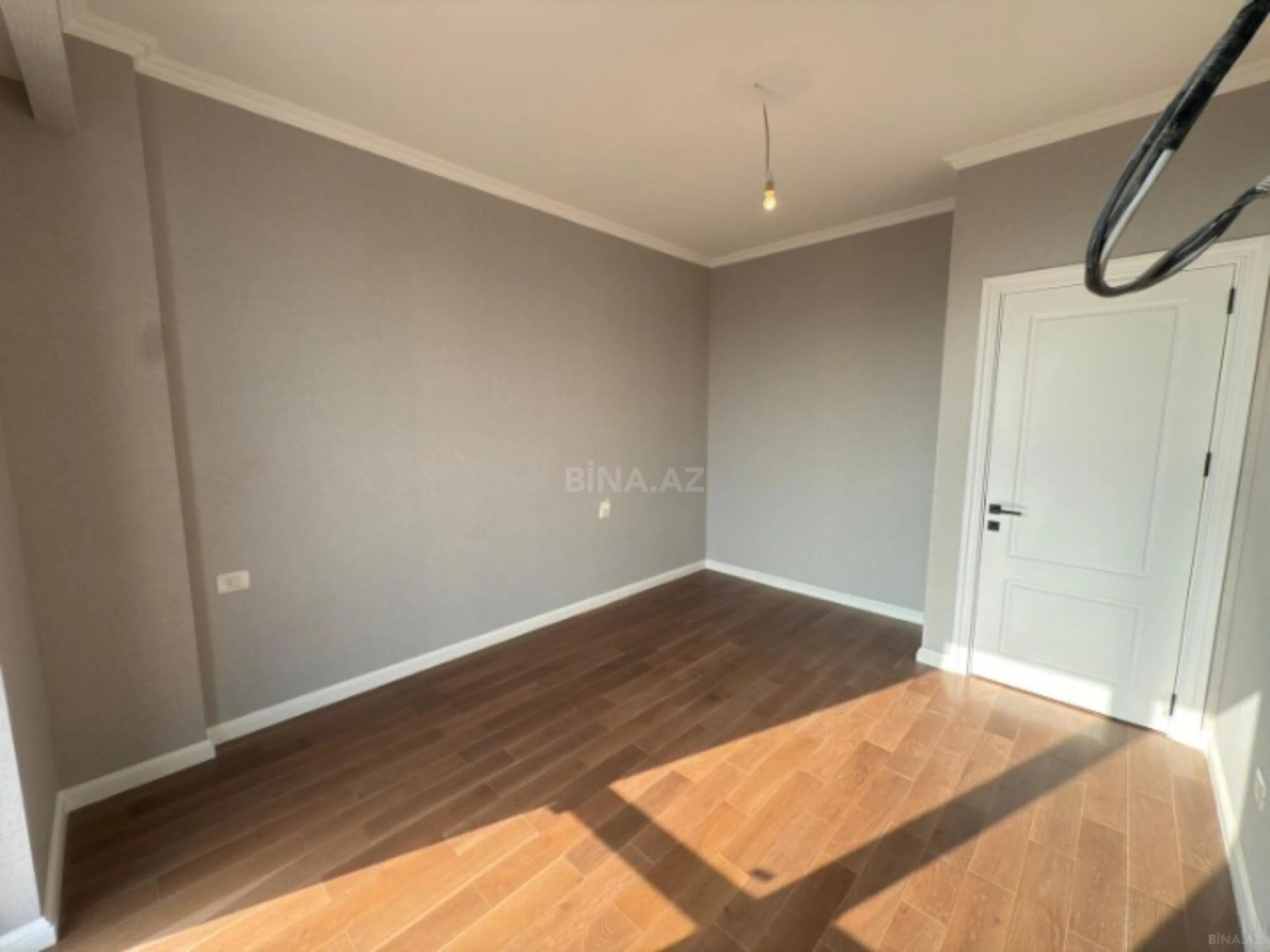 Satılır 2 otaqlı mənzil 63.5 m²
