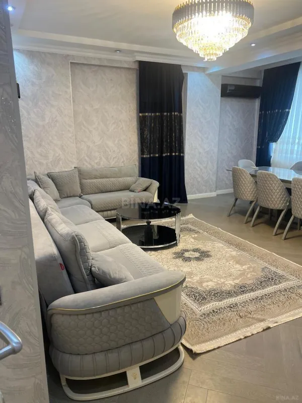 Kirayə verilir 4 otaqlı mənzil 170 m²
