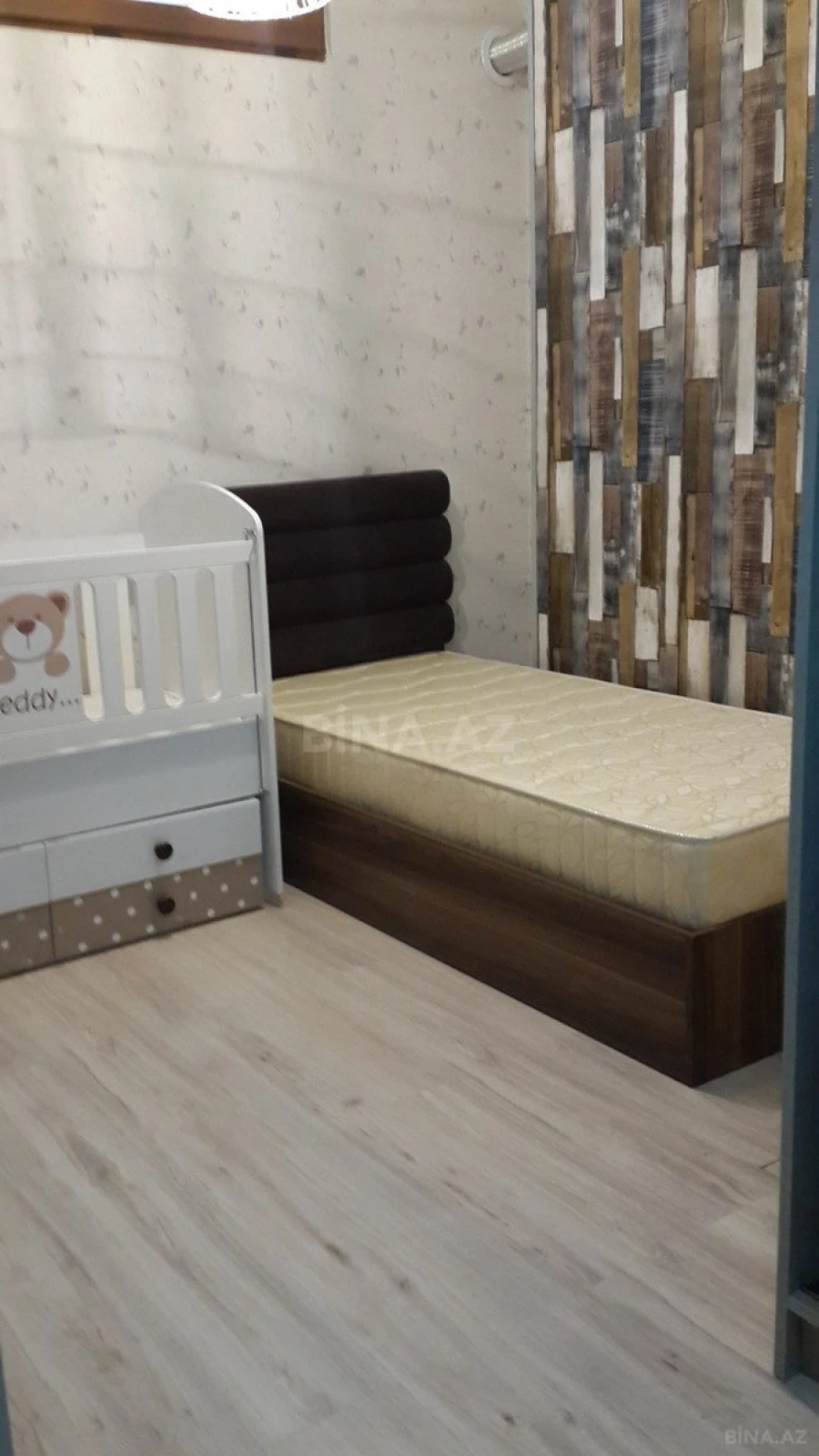 Satılır 3 otaqlı mənzil 101 m²