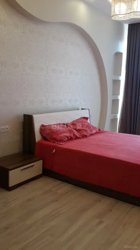 Satılır 3 otaqlı mənzil 101 m²