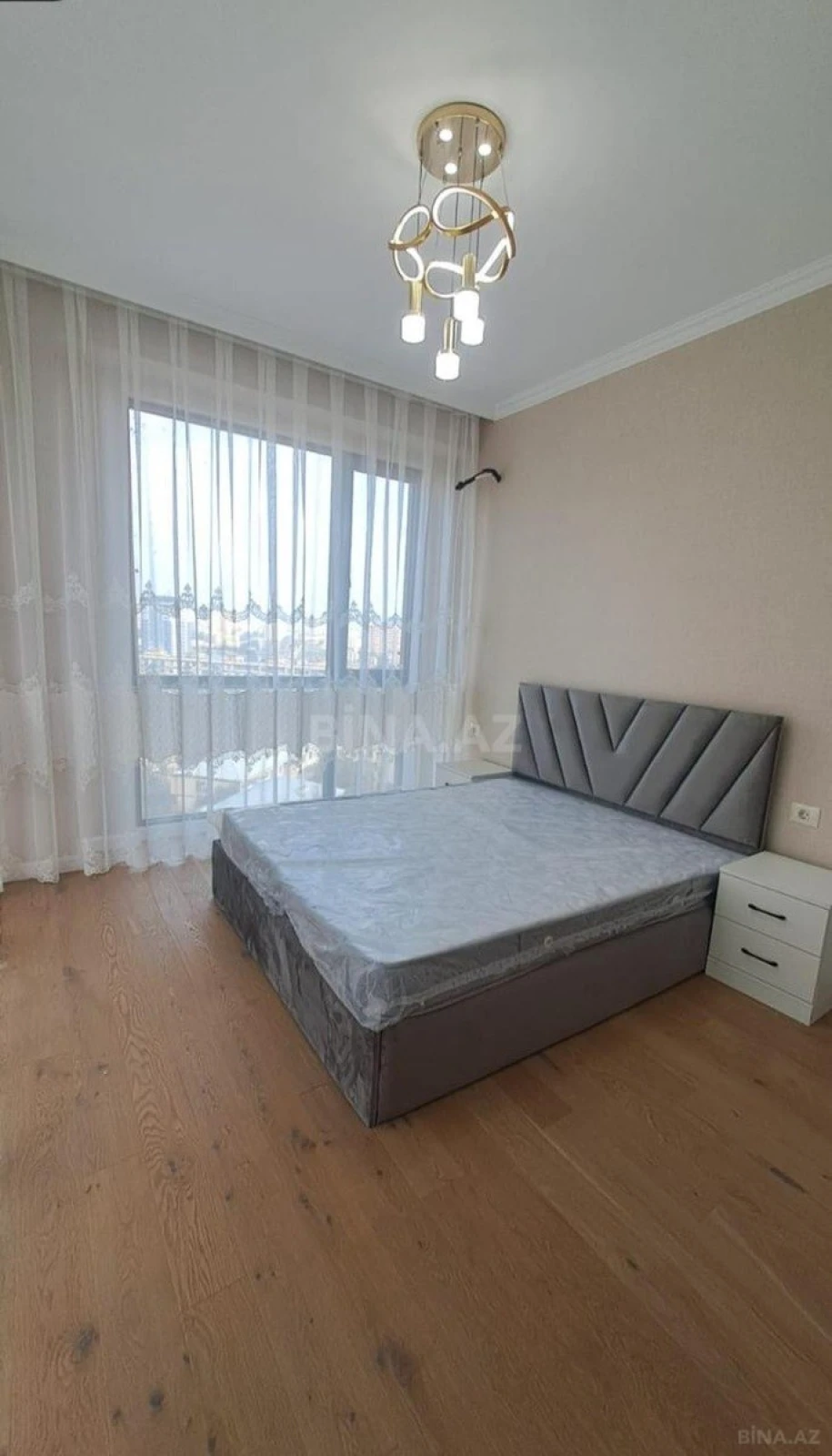 Kirayə verilir 3 otaqlı mənzil 90 m²