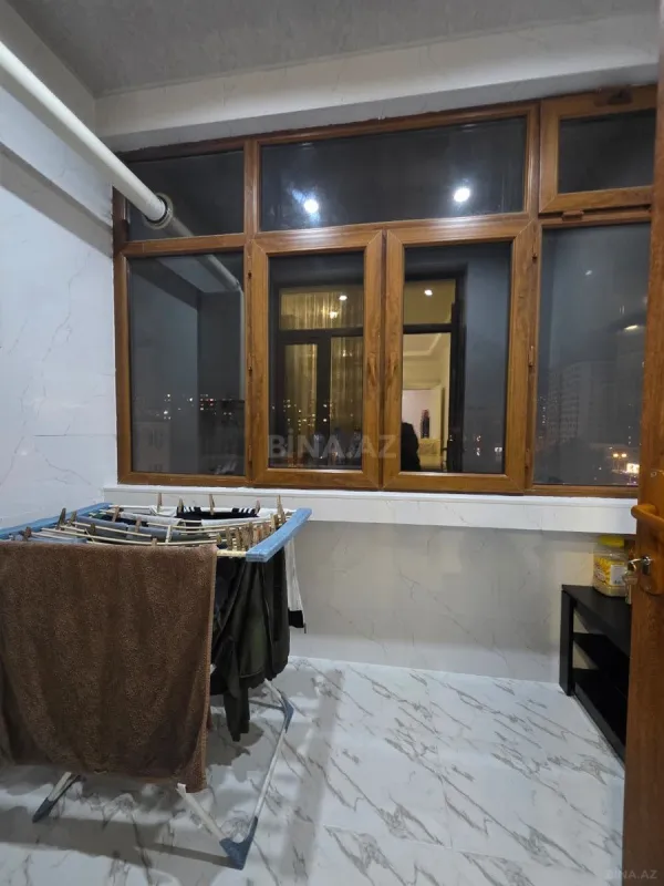 Satılır 3 otaqlı mənzil 120 m²
