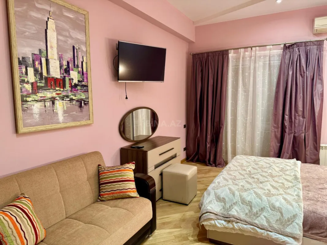 Satılır 3 otaqlı mənzil 140 m²
