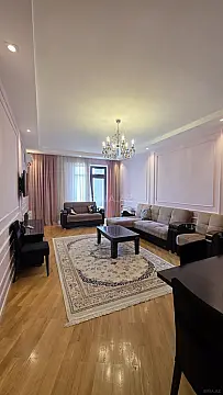 Kirayə verilir 2 otaqlı mənzil 100 m²