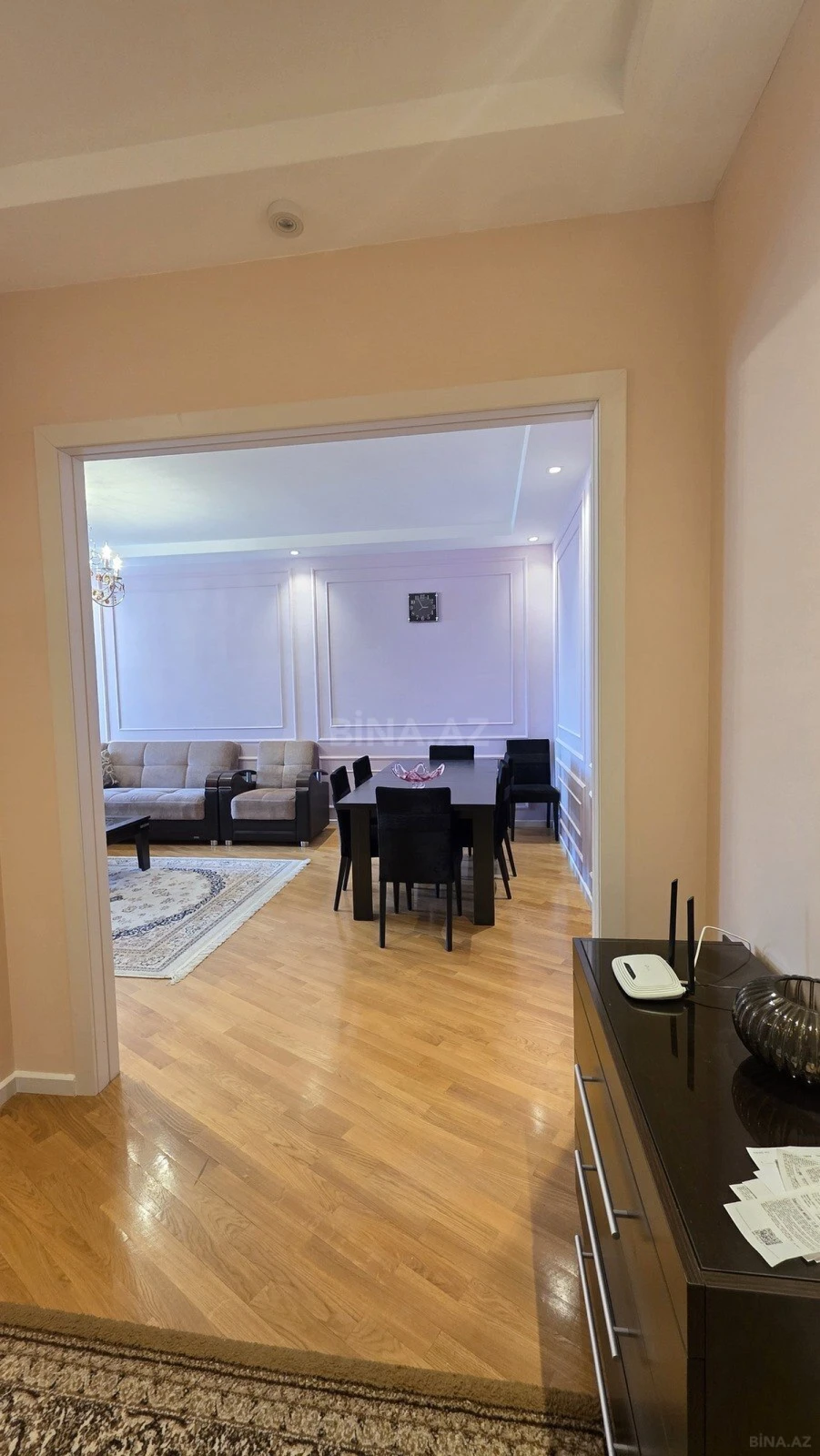 Kirayə verilir 2 otaqlı mənzil 100 m²