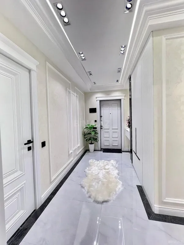 Satılır 3 otaqlı mənzil 115 m²