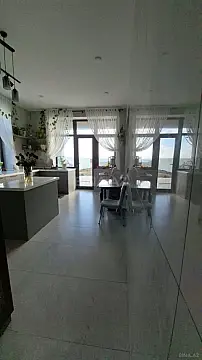 Satılır 6 otaqlı həyət evi 250 m²