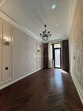 Satılır 2 otaqlı mənzil 67 m²