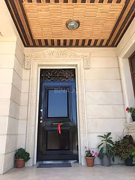 Satılır 6 otaqlı həyət evi 400 m²