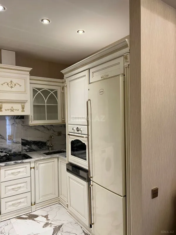 Kirayə verilir 2 otaqlı mənzil 65 m²