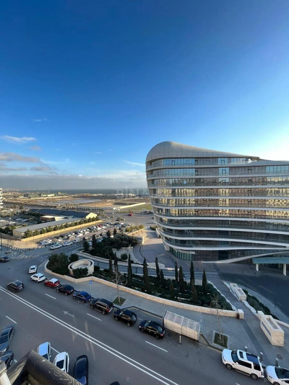 Kirayə verilir 2 otaqlı mənzil 65 m²