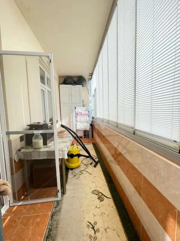 Satılır 3 otaqlı mənzil 127 m²