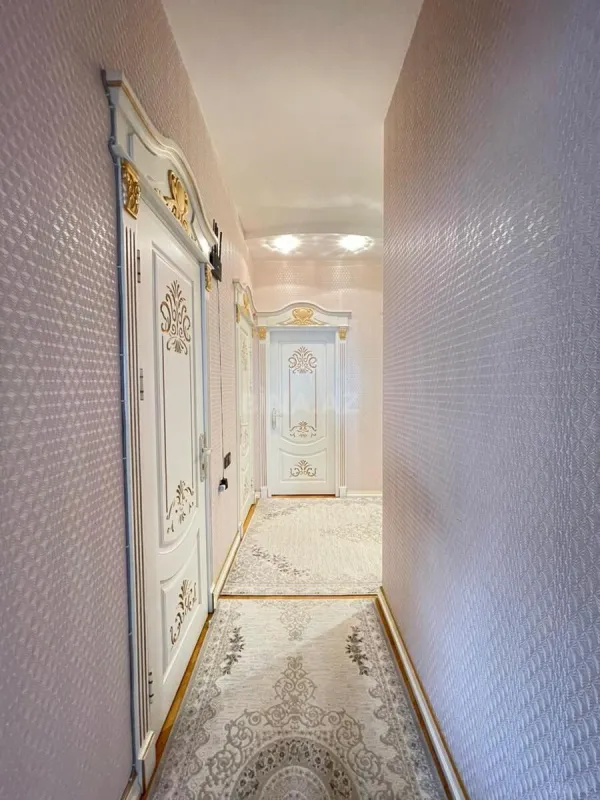 Satılır 3 otaqlı mənzil 127 m²