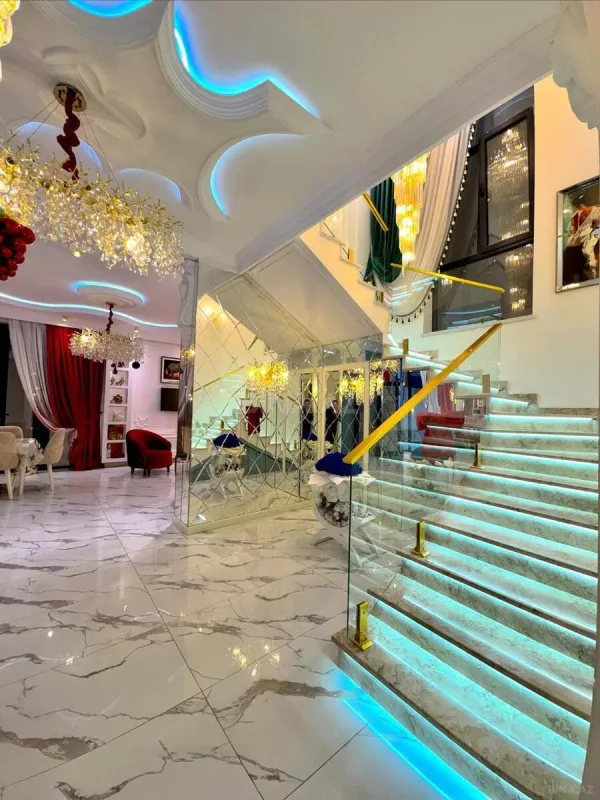 Kirayə verilir 5 otaqlı həyət evi 220 m²