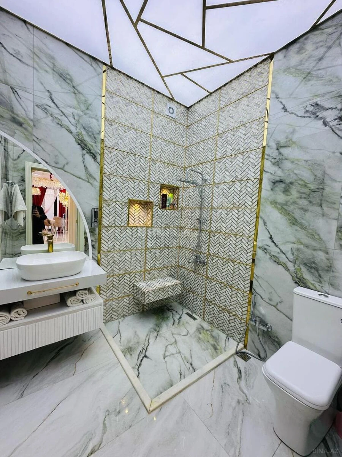 Kirayə verilir 5 otaqlı həyət evi 220 m²