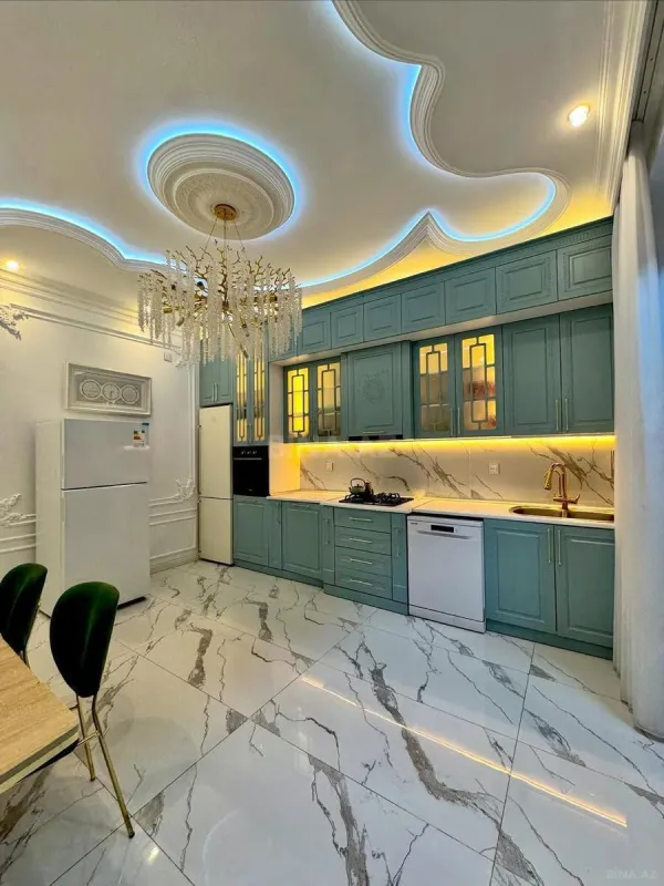 Kirayə verilir 5 otaqlı həyət evi 220 m²