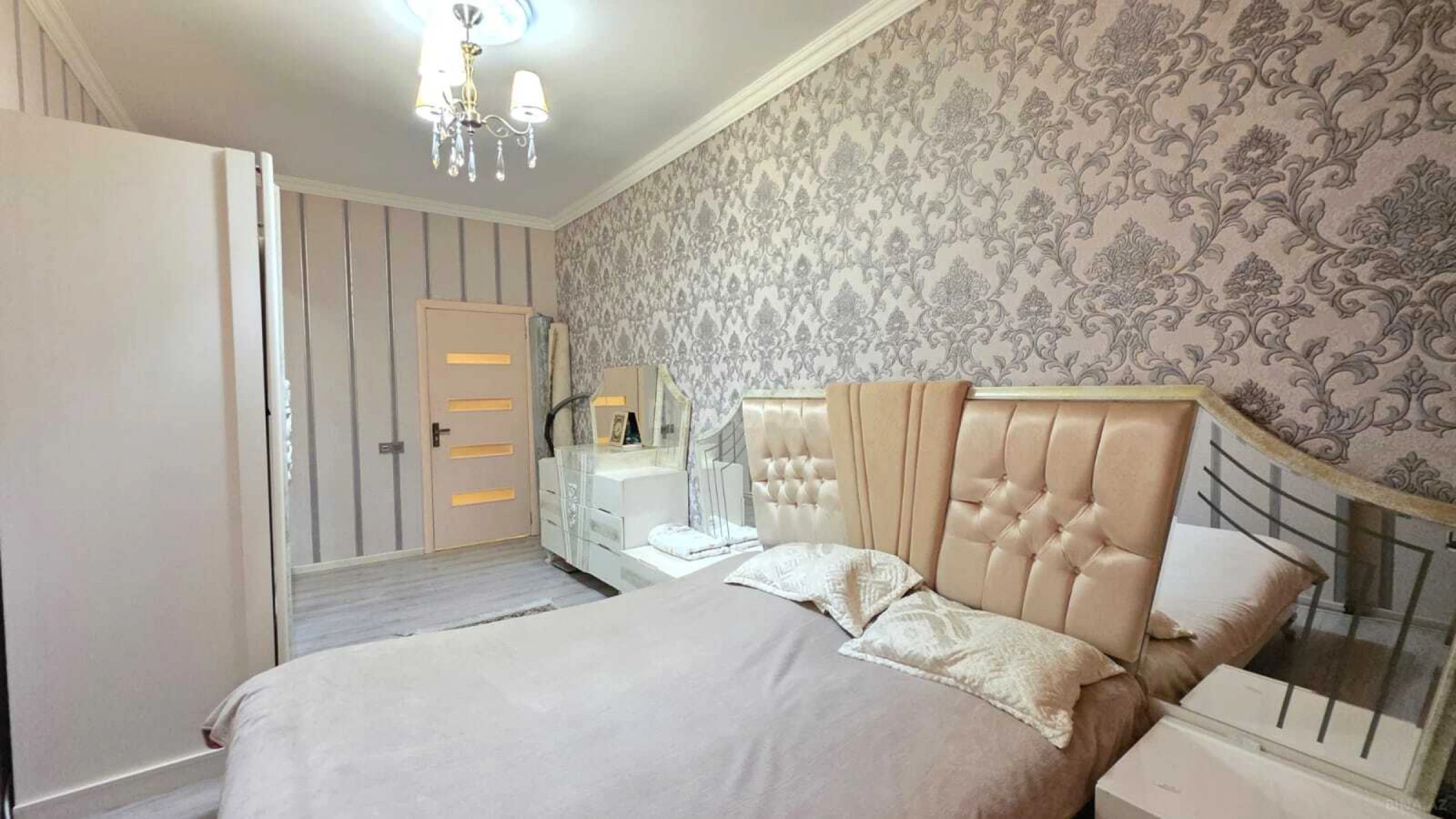 Satılır 3 otaqlı mənzil 90 m²