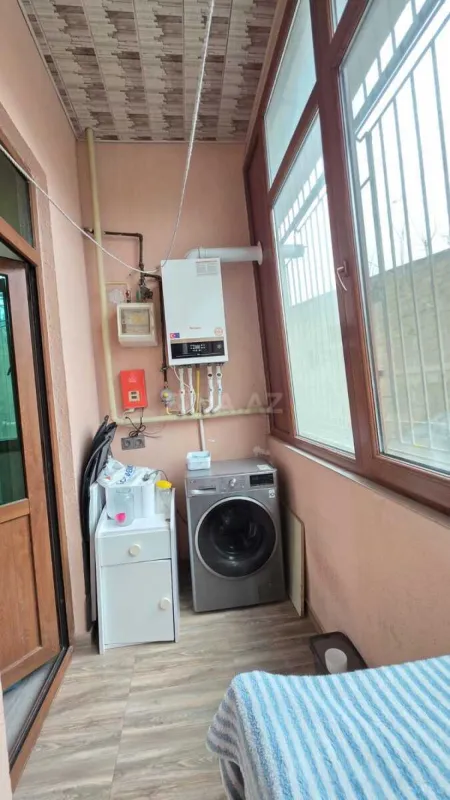 Satılır 3 otaqlı mənzil 90 m²