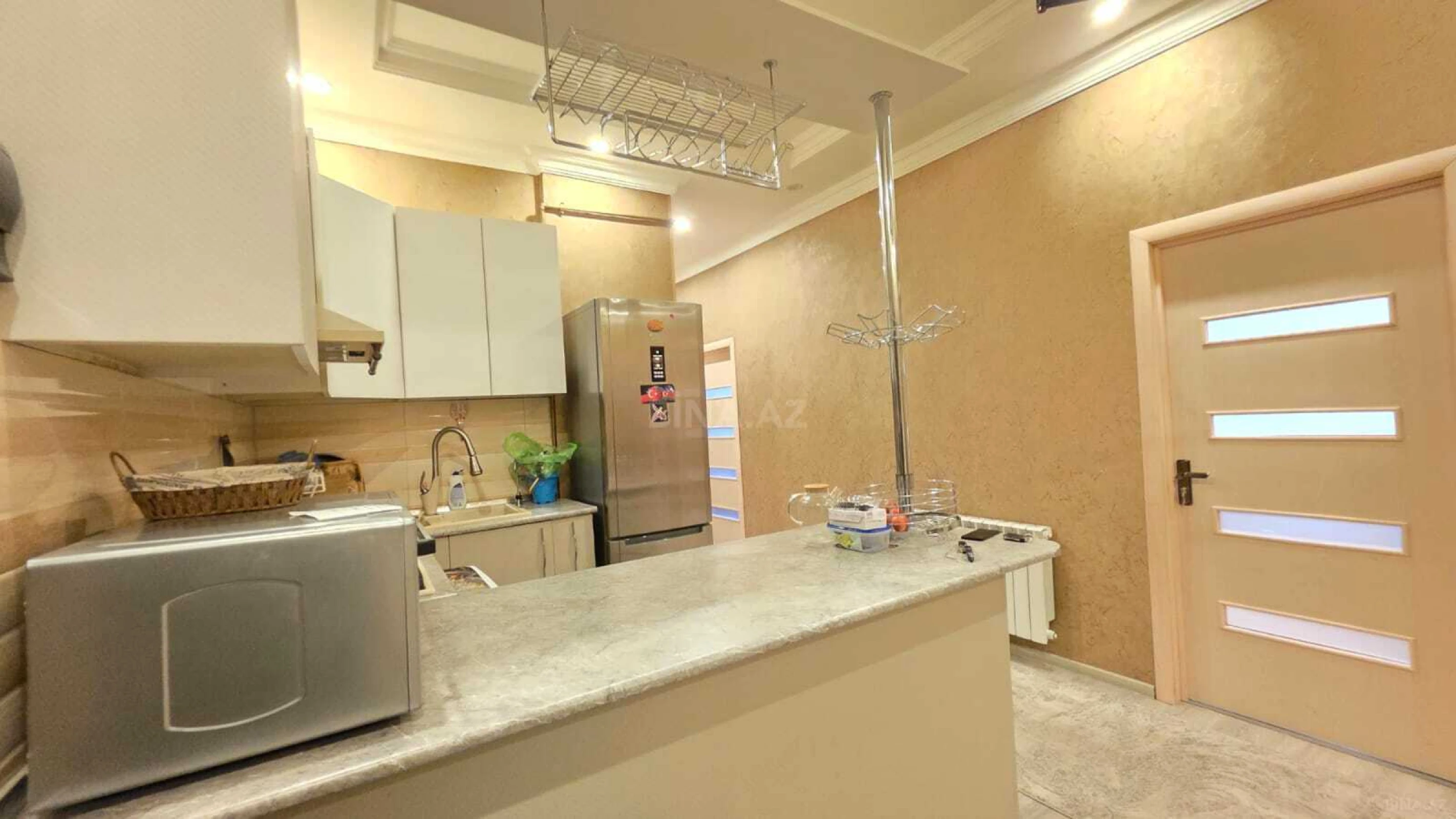 Satılır 3 otaqlı mənzil 90 m²