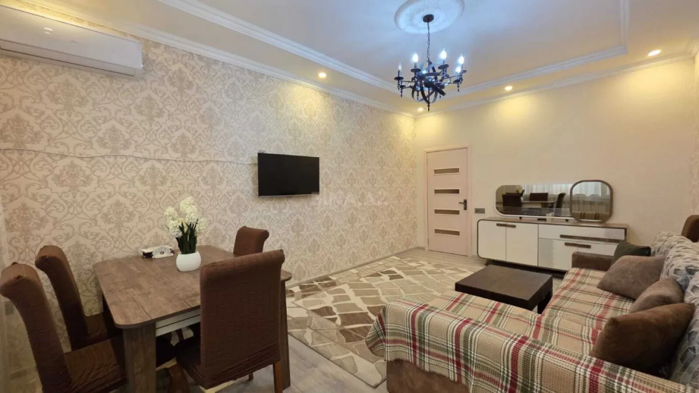 Satılır 3 otaqlı mənzil 90 m²