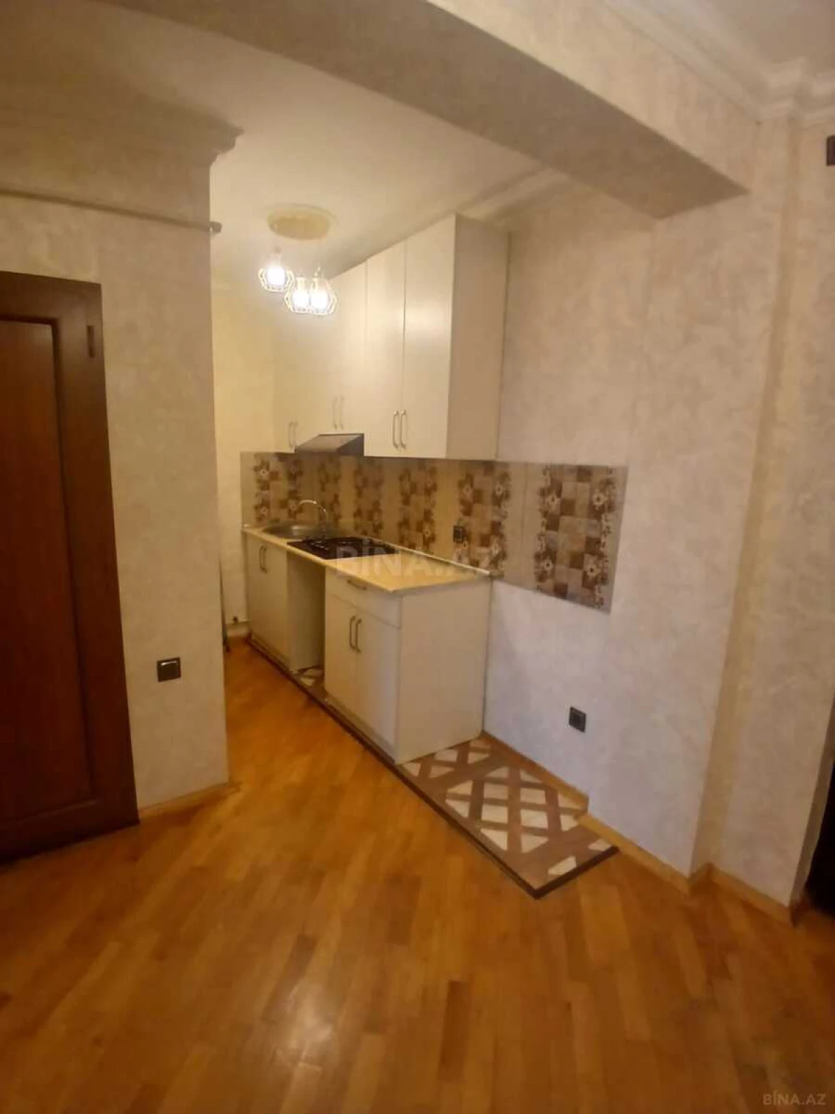 Satılır 2 otaqlı mənzil 63 m²