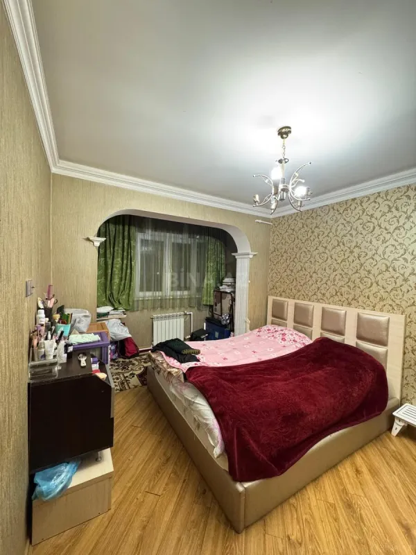 Satılır 2 otaqlı mənzil 67 m²