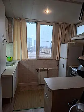 Kirayə verilir 2 otaqlı mənzil 40 m²