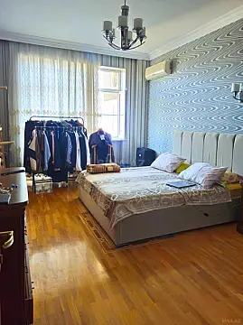 Satılır 3 otaqlı mənzil 156 m²