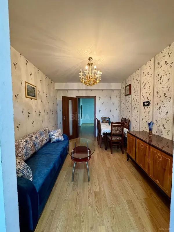 Kirayə verilir 2 otaqlı mənzil 70 m²