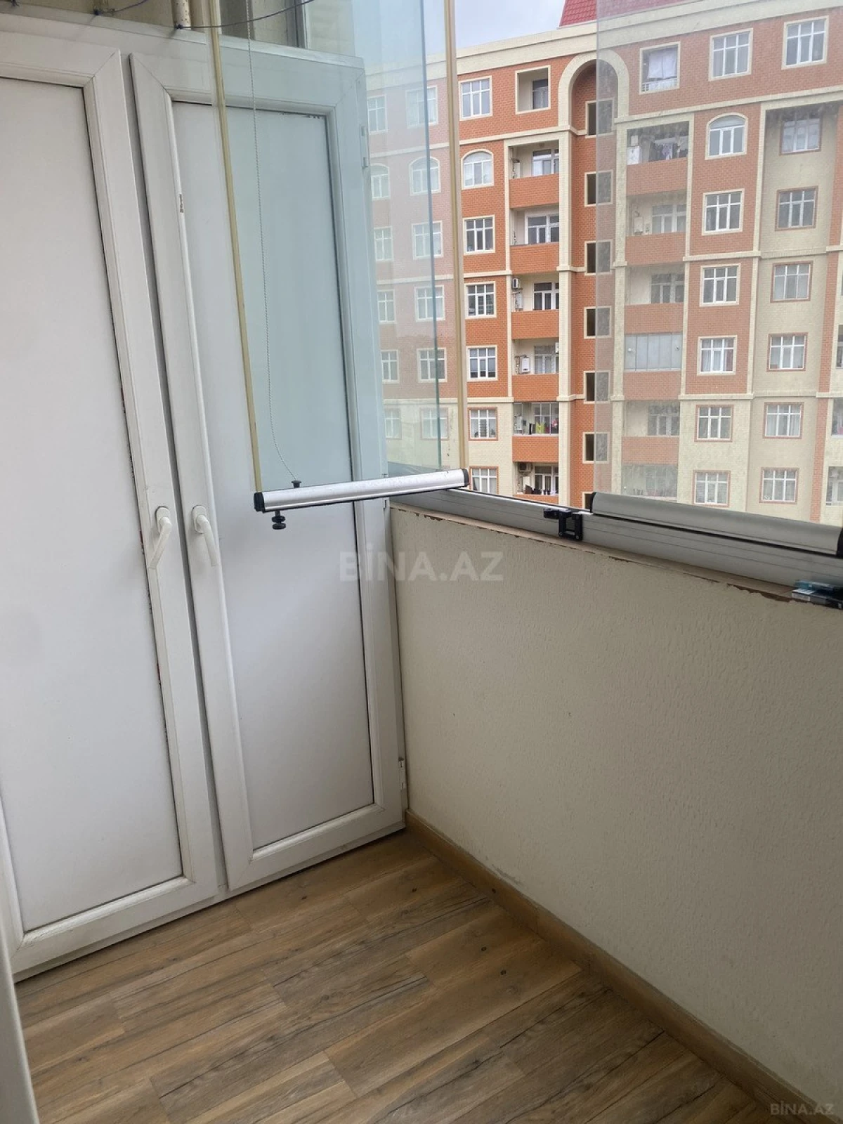 Satılır 2 otaqlı mənzil 56 m²