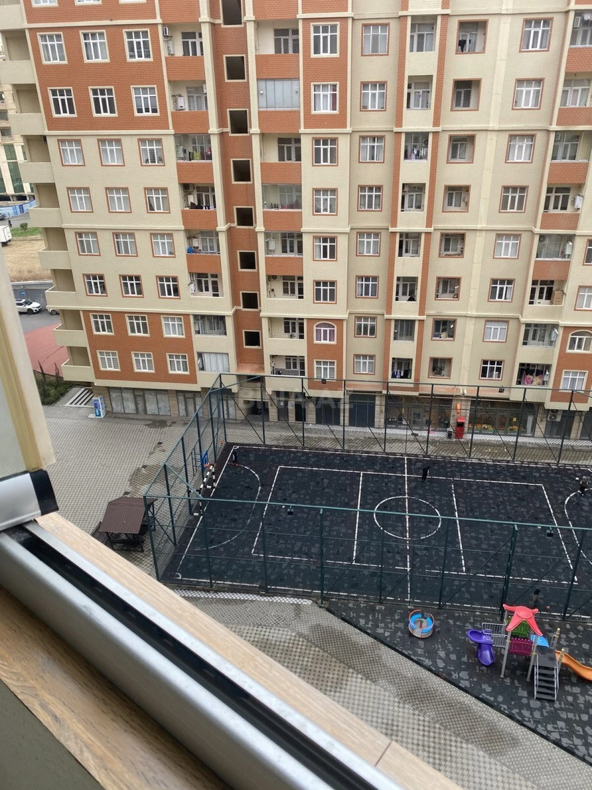 Satılır 2 otaqlı mənzil 56 m²