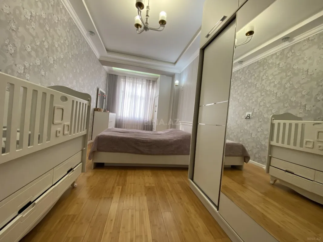 Satılır 2 otaqlı mənzil 56 m²