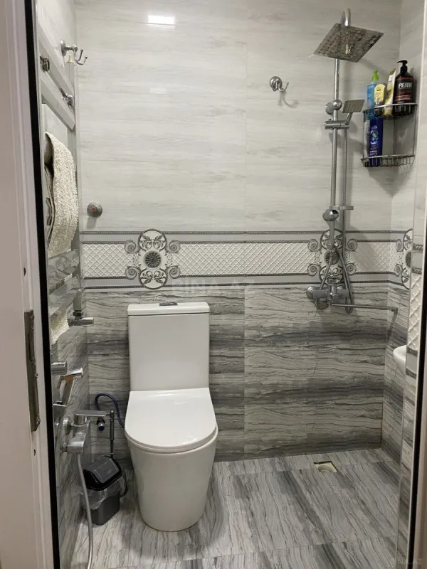 Satılır 2 otaqlı mənzil 56 m²